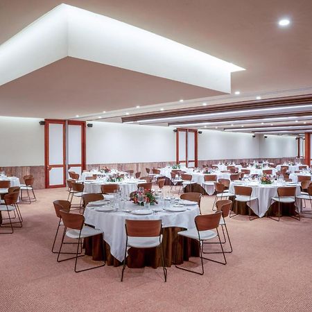 Hotel Meliá Bilbao Esterno foto The ballroom