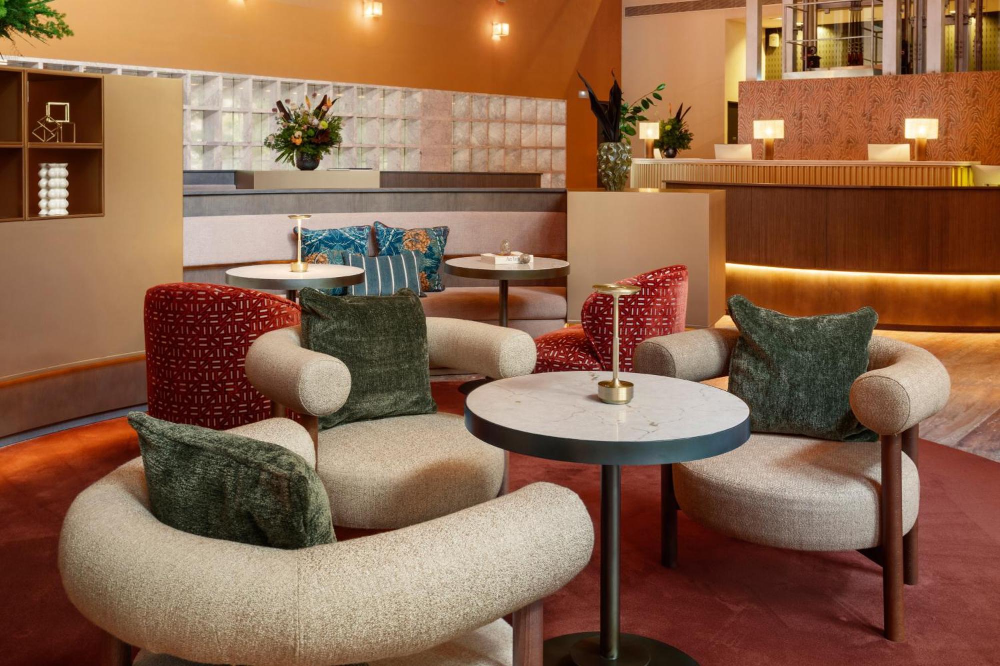 Hotel Meliá Bilbao Esterno foto The lounge at the hotel