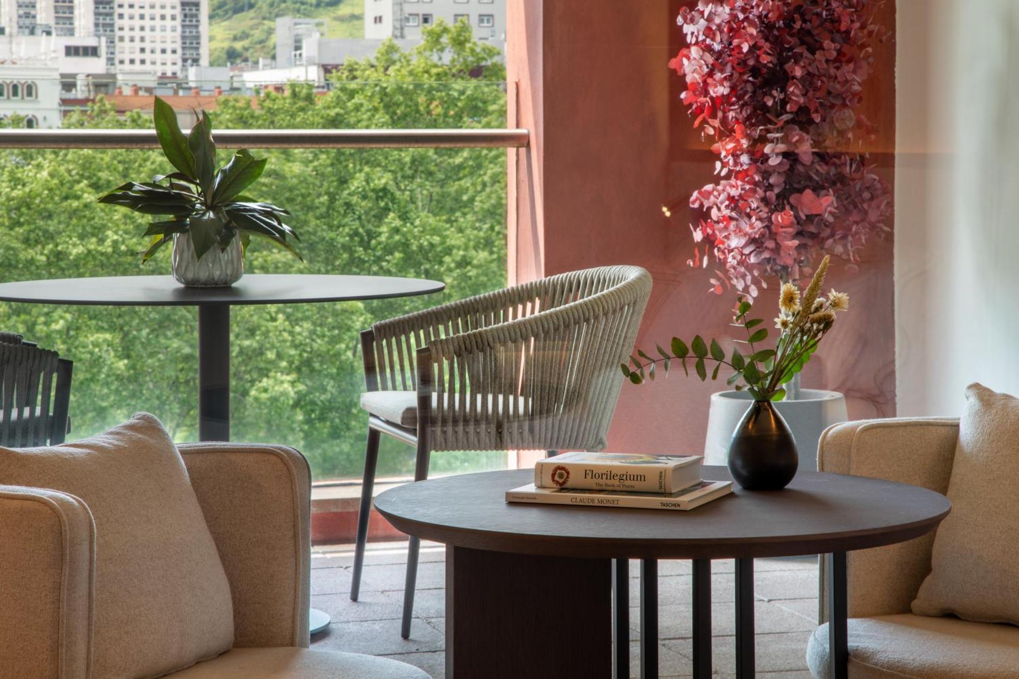 Hotel Meliá Bilbao Esterno foto The Club at The Standard East Village